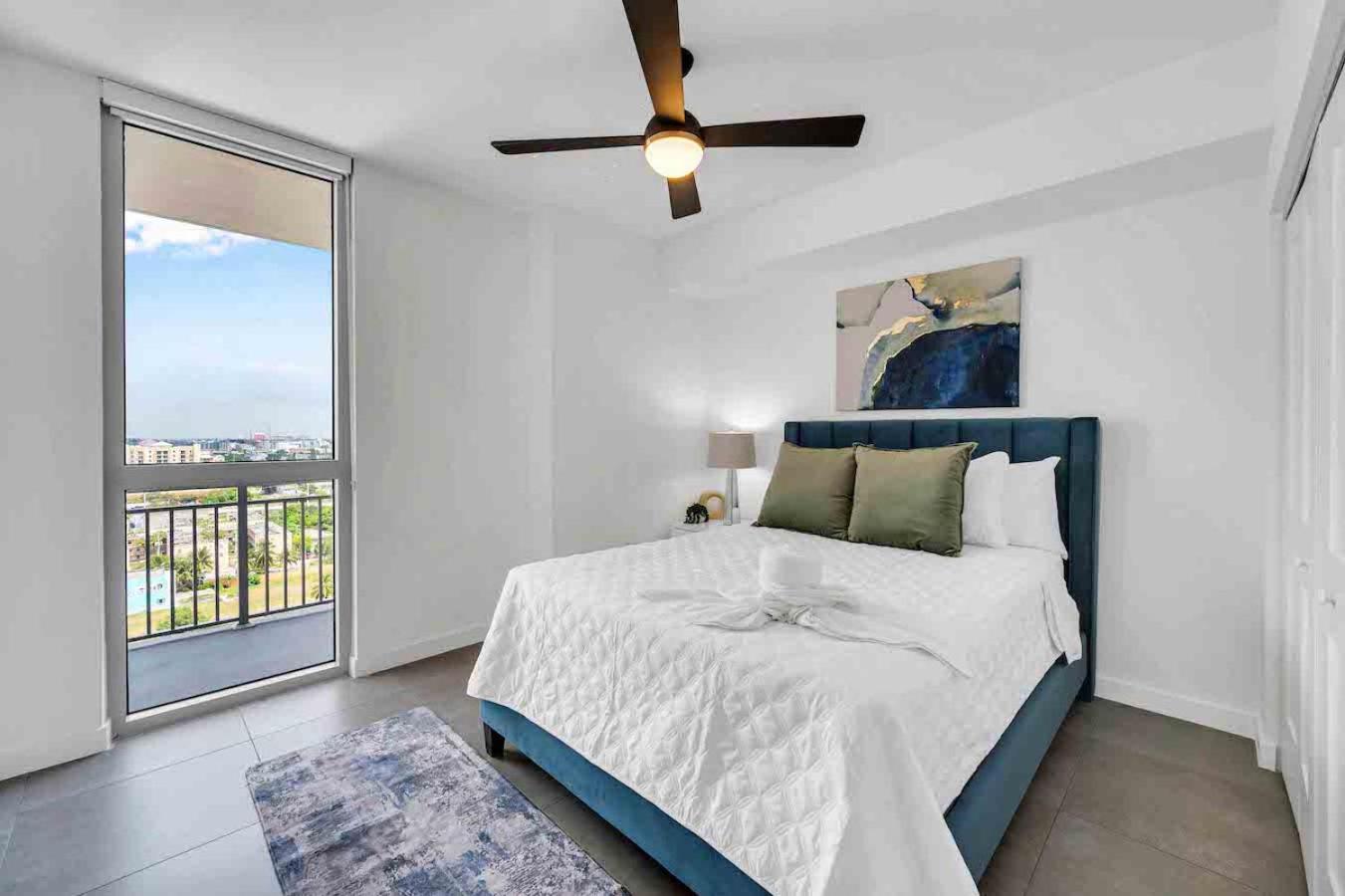 Appartement Amazing 3 Bed Unit In Dwntwn Miami With Free Parking Extérieur photo