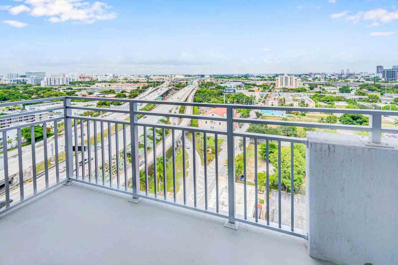 Appartement Amazing 3 Bed Unit In Dwntwn Miami With Free Parking Extérieur photo