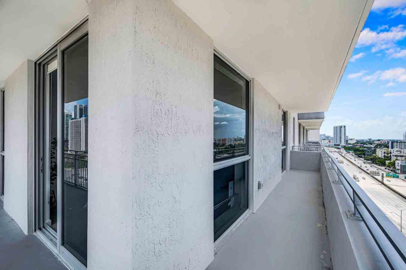 Appartement Amazing 3 Bed Unit In Dwntwn Miami With Free Parking Extérieur photo