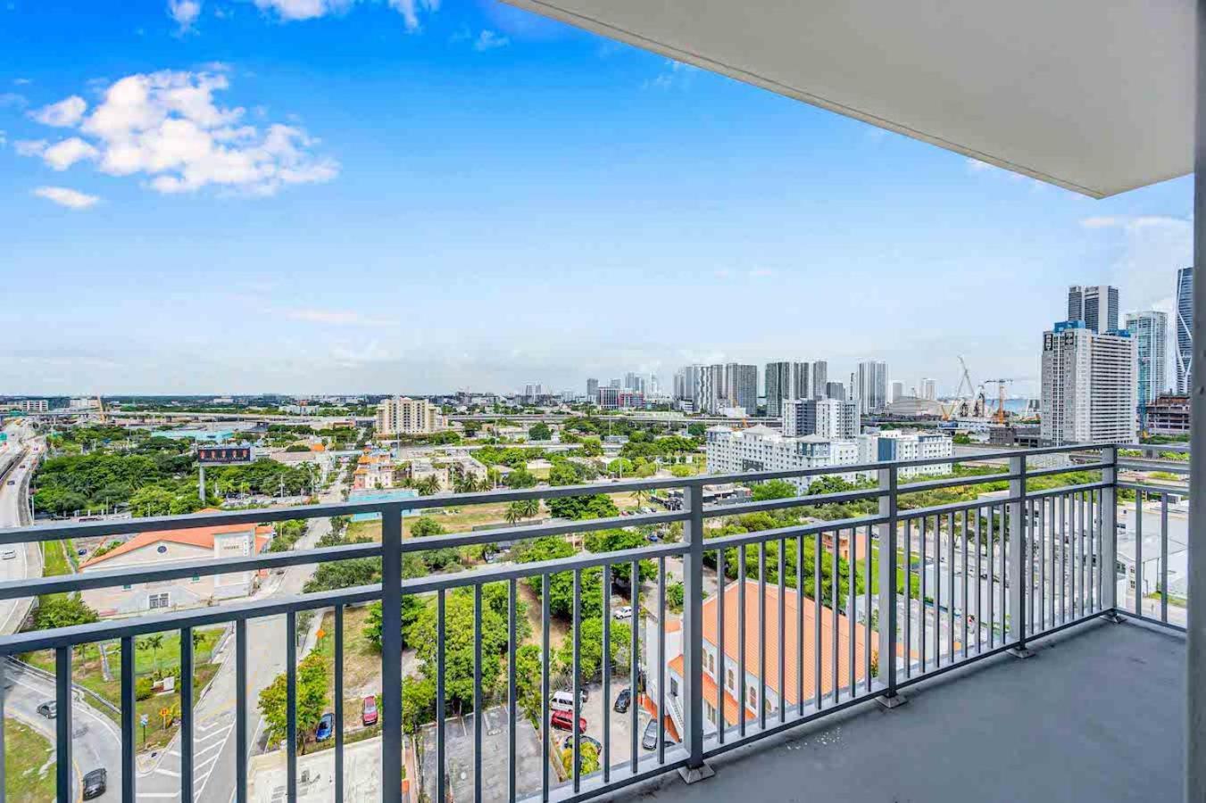 Appartement Amazing 3 Bed Unit In Dwntwn Miami With Free Parking Extérieur photo