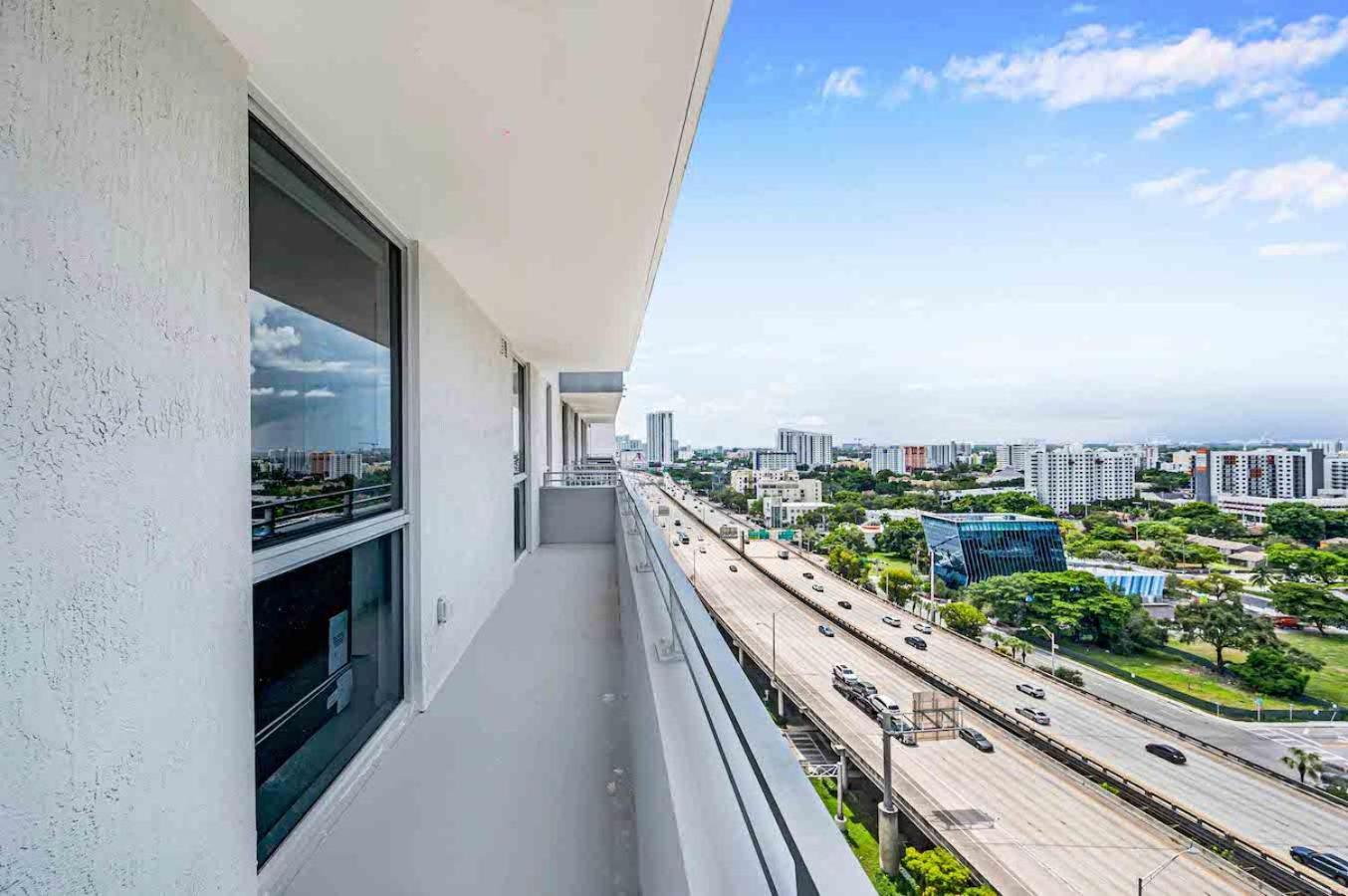 Appartement Amazing 3 Bed Unit In Dwntwn Miami With Free Parking Extérieur photo